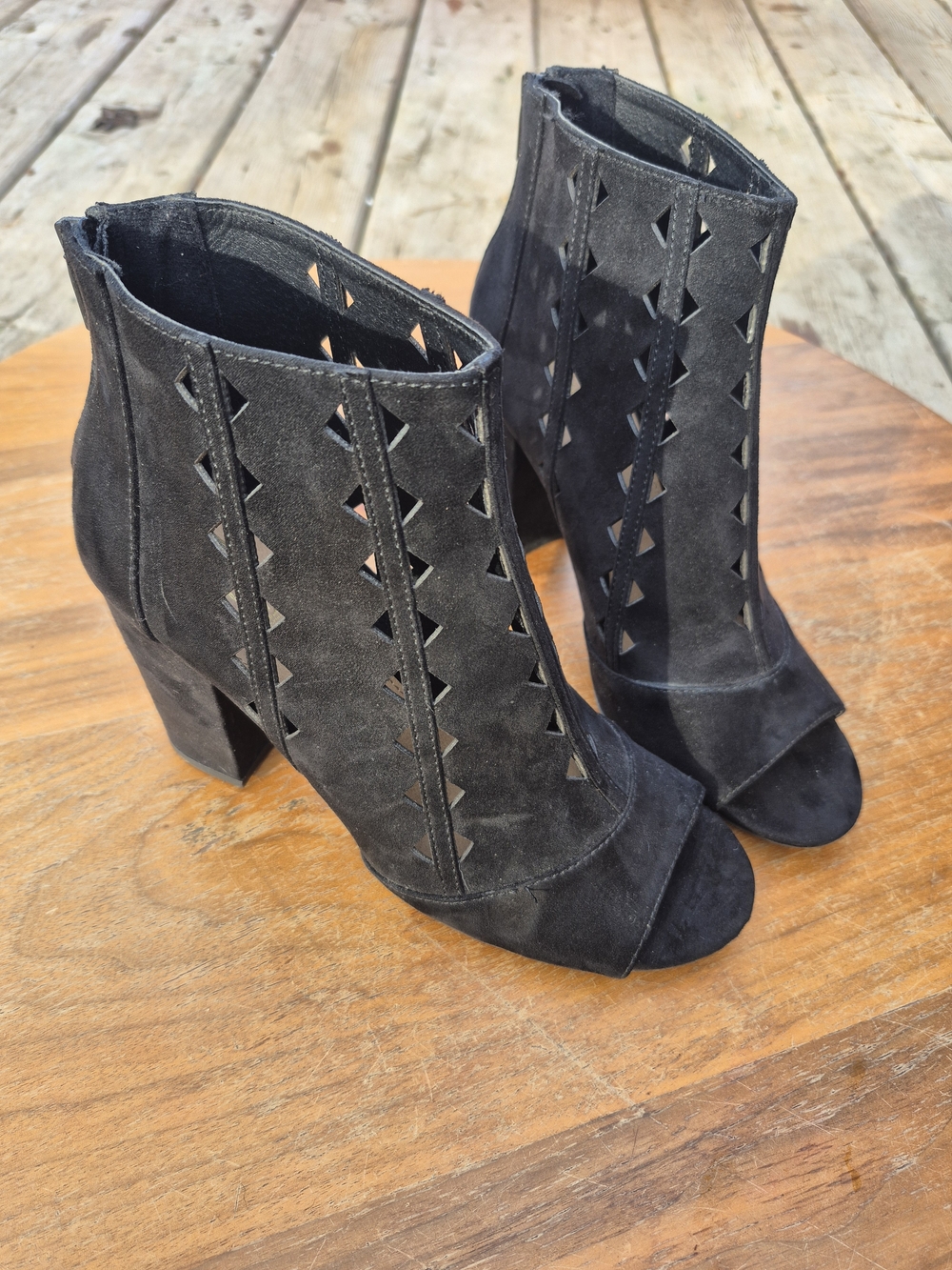 Brash Women's Black Suede Cutout Peep-Toe Block Heel Booties Size 8